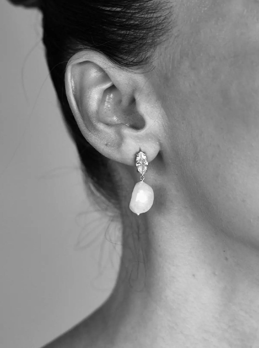 SKYLAR MINI EARRINGS SILVER Lolaknightofficial