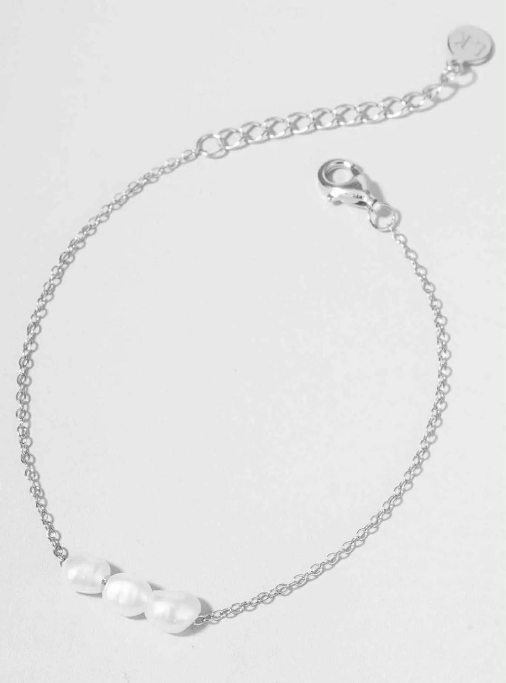 LETTIE PEARL BRIDAL BRACELET SILVER Lolaknightofficial