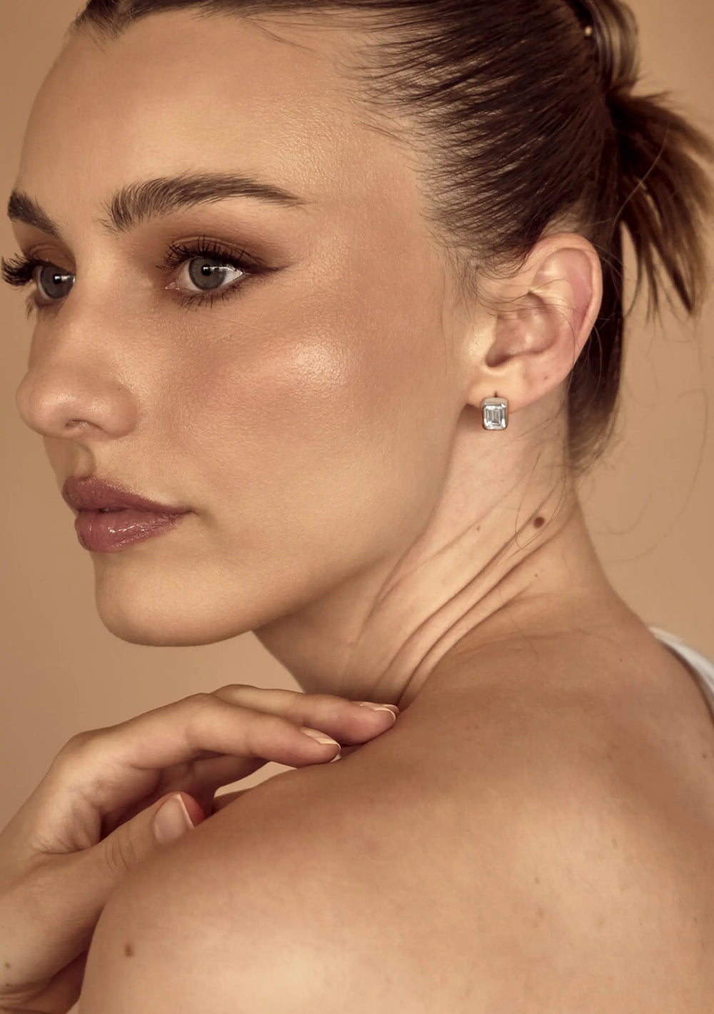 ANDREA CRYSTAL BRIDAL STUD EARRINGS SILVER Lolaknightofficial