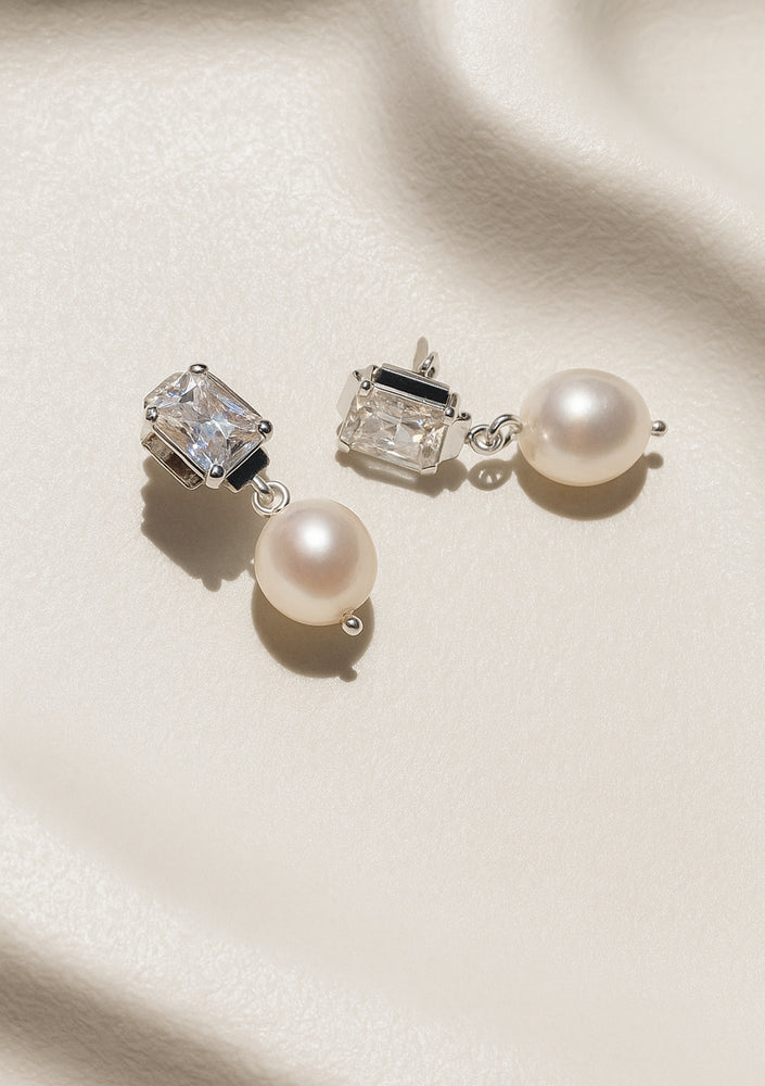 
                  
                    Load image into Gallery viewer, ADELLA CRYSTAL &amp;amp; PEARL BRIDAL EARRINGS SILVER
                  
                