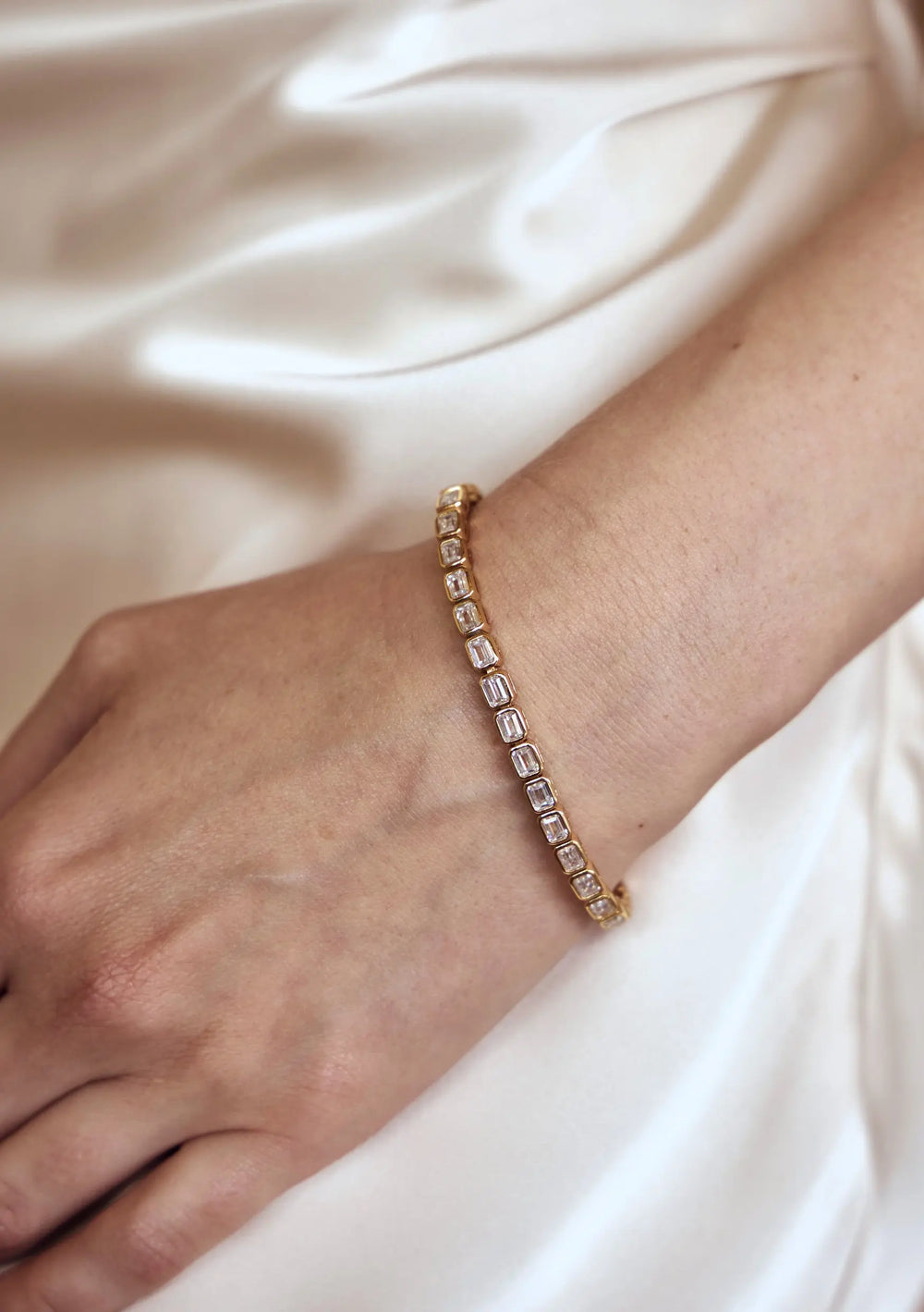 ALMA BRACELET 18K GOLD Lolaknightofficial