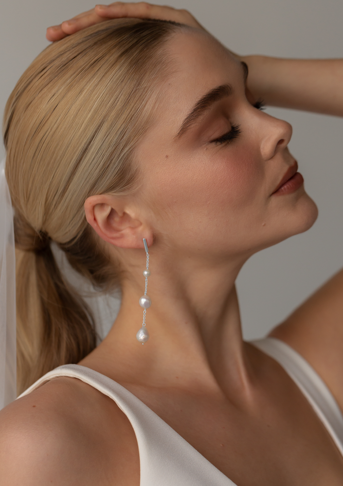 
                  
                    Load image into Gallery viewer, ALORA EARRINGS SILVER BRIDAL
                  
                