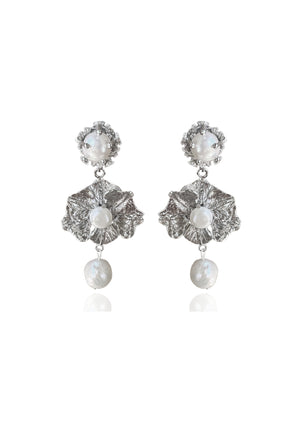 
                  
                    Load image into Gallery viewer, ARIA PEARL BRIDAL EARRINGS SILVER
                  
                