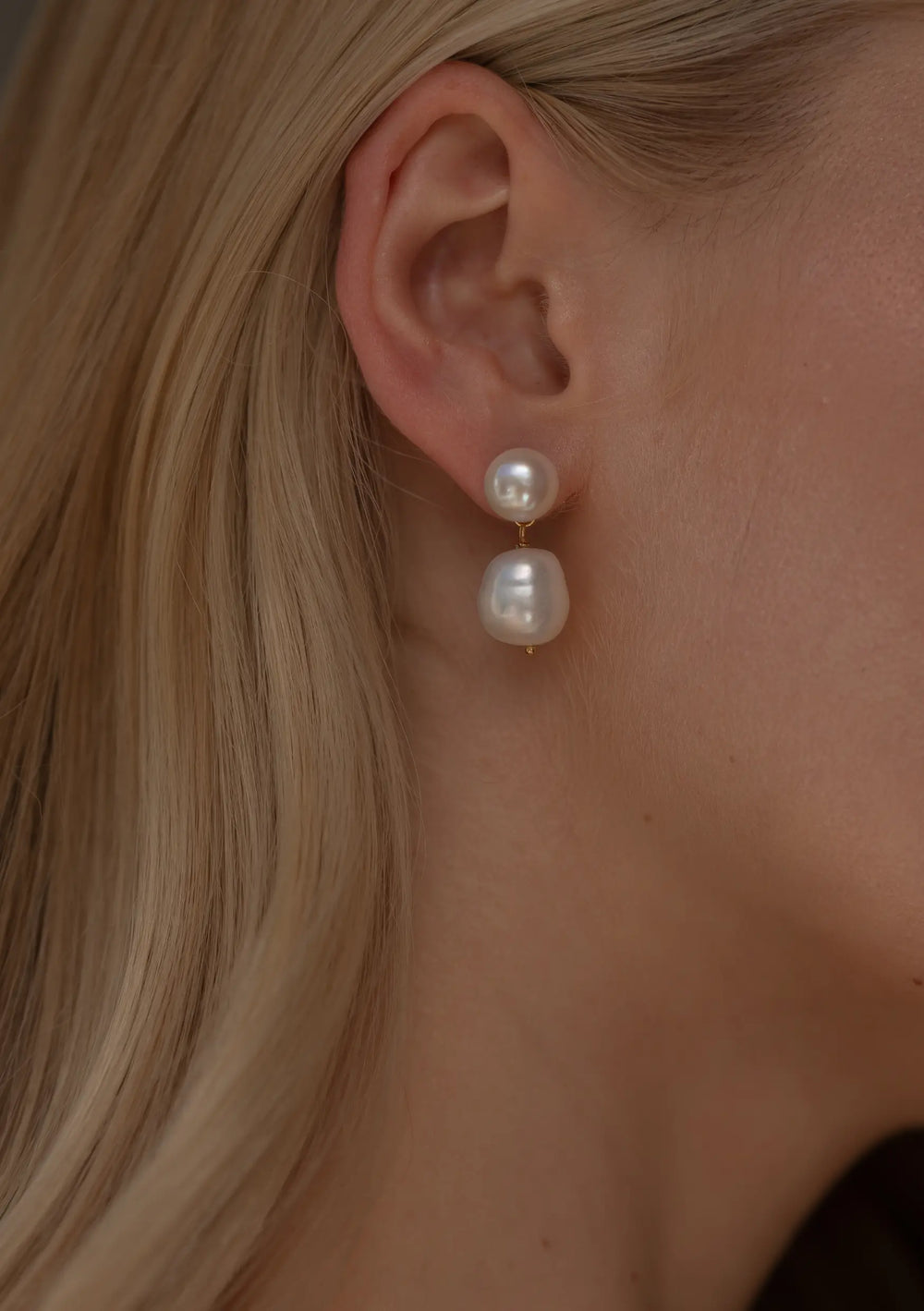 Pearl wedding earrings