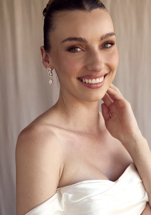 
                  
                    Load image into Gallery viewer, AYLA BRIDAL EARRINGS SILVER
                  
                