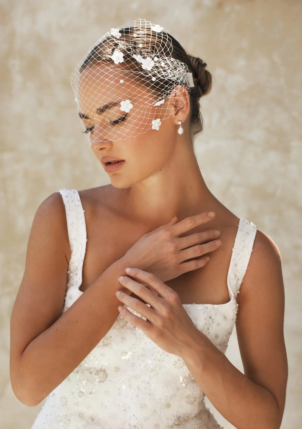 BROOKLYN CRYSTAL & PEARL BRIDAL EARRINGS SILVER Lolaknightofficial
