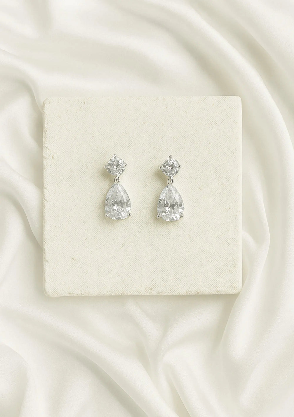 CARMEN CRYSTAL DROP BRIDAL EARRINGS SILVER Lolaknightofficial