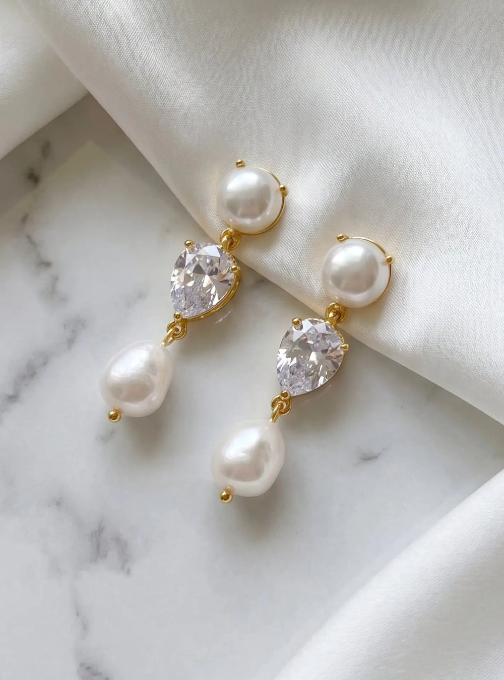 CELINE BRIDAL EARRINGS 18K GOLD Lolaknightofficial