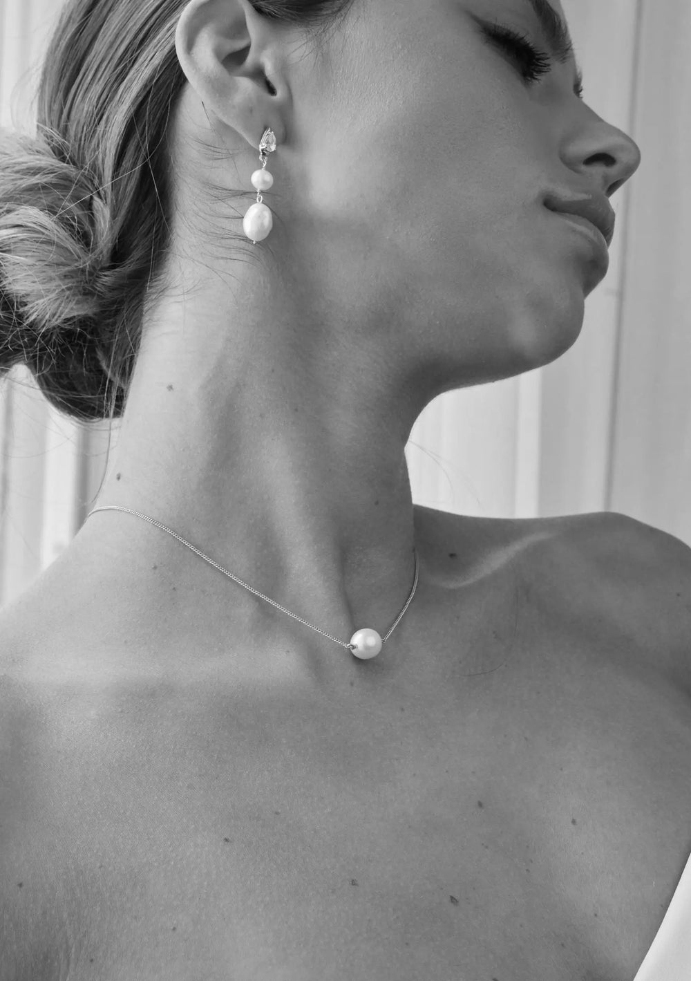 CLARA NECKLACE ROSE GOLD Lolaknightofficial