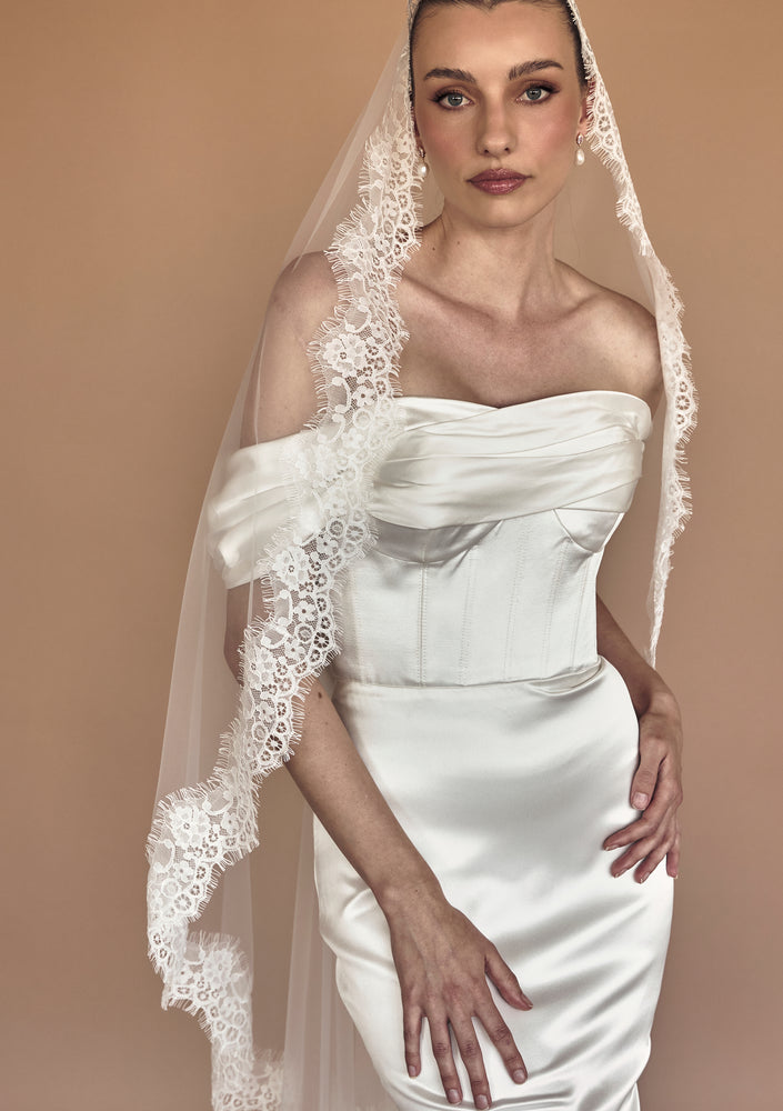 
                  
                    Load image into Gallery viewer, DANIELA IVORY MANTILLA LACE WEDDING VEIL
                  
                