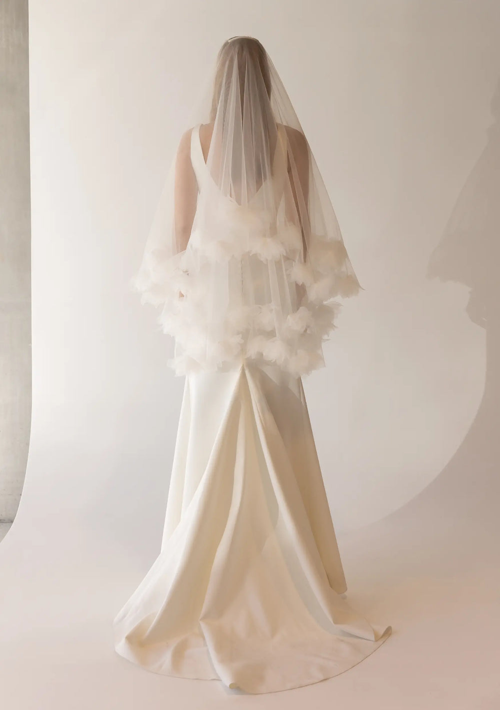 DELANIE IVORY FLOWER WEDDING VEIL Lolaknightofficial