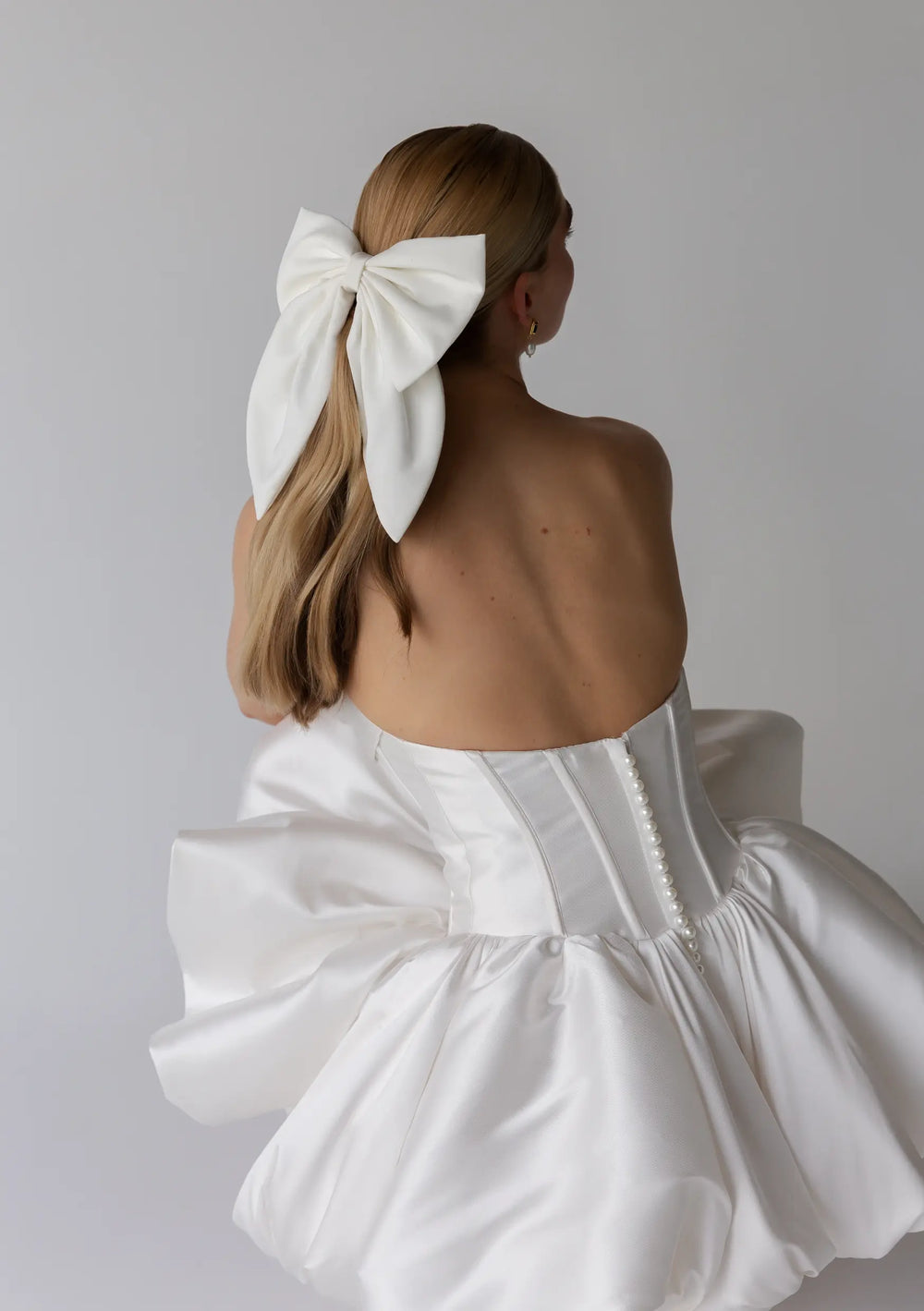 EMMA IVORY CREPE BOW Lolaknightofficial