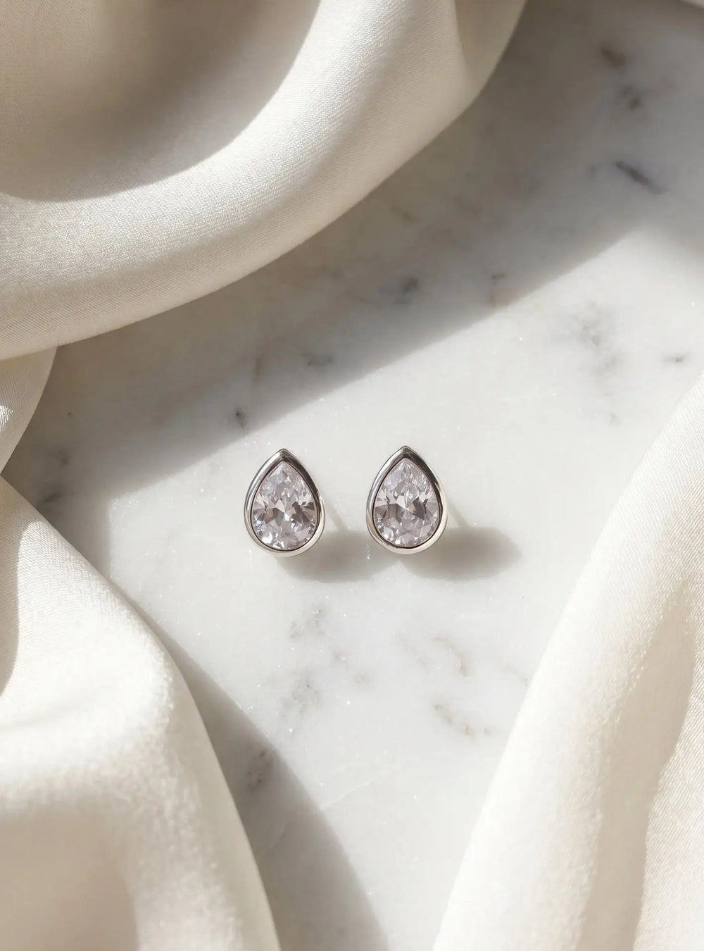 ELISE BRIDAL EARRINGS SILVER Lolaknightofficial