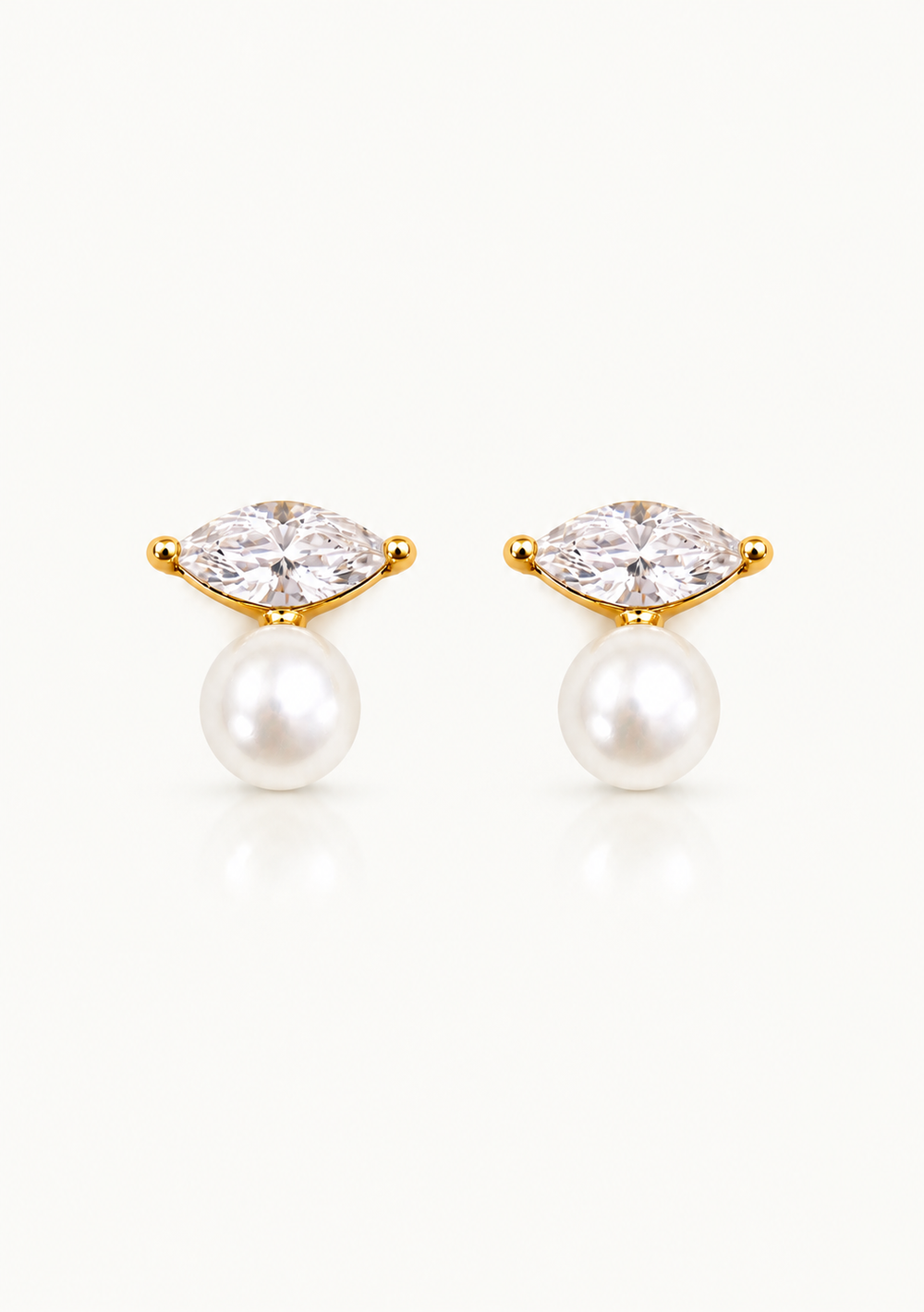 Stunning crystal and pearl wedding stud earrings for the modern bride 