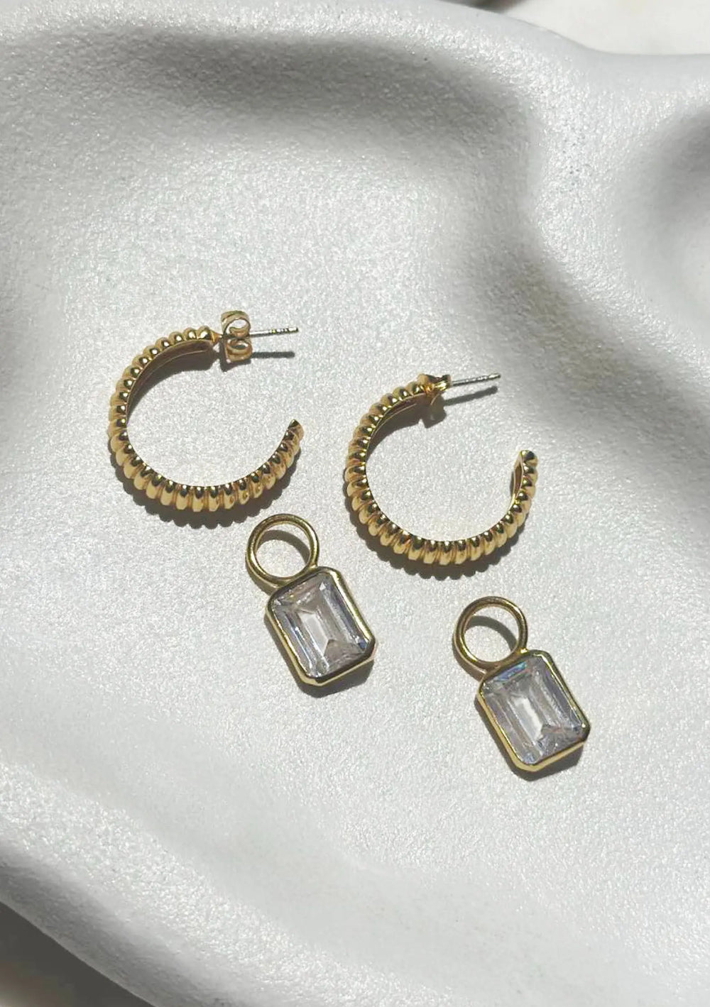 DAWN EARRINGS 18K GOLD Lolaknightofficial