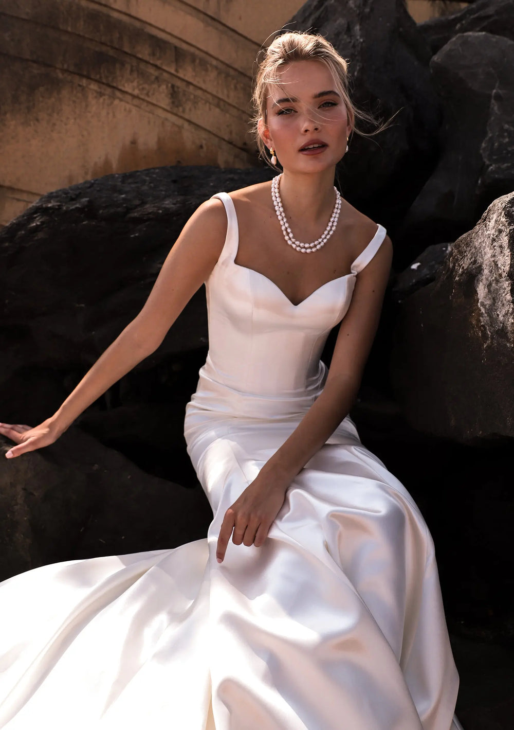 GIANNA PEARL BRIDAL NECKLACE Lolaknightofficial