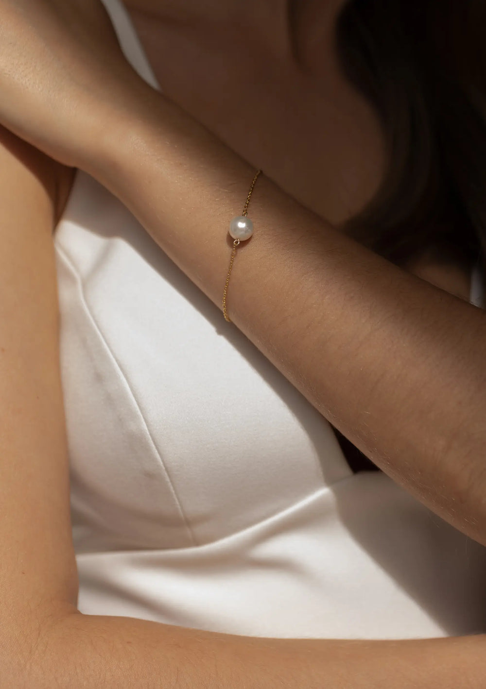 CHRISTIE PEARL BRACELET 18K GOLD Lolaknightofficial