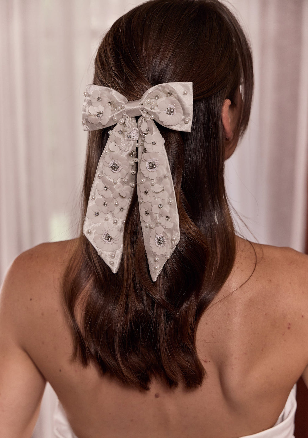 GRACE IVORY BEADED BOW Lolaknightofficial