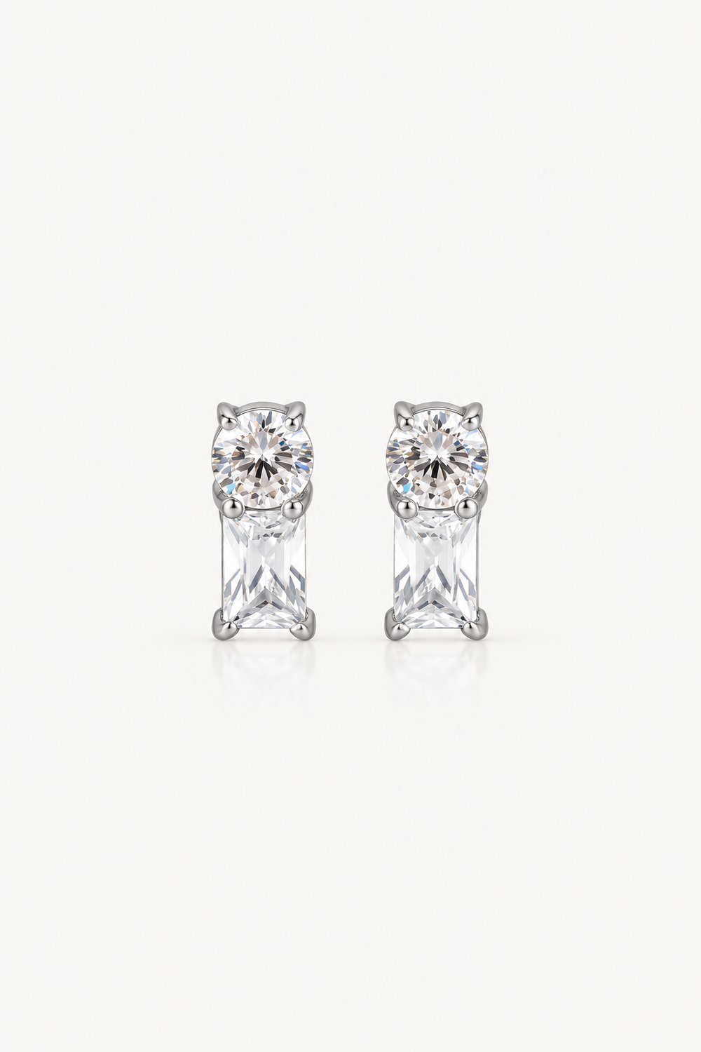 Luxury crystal silver bridal earrings for the modern bride to be 