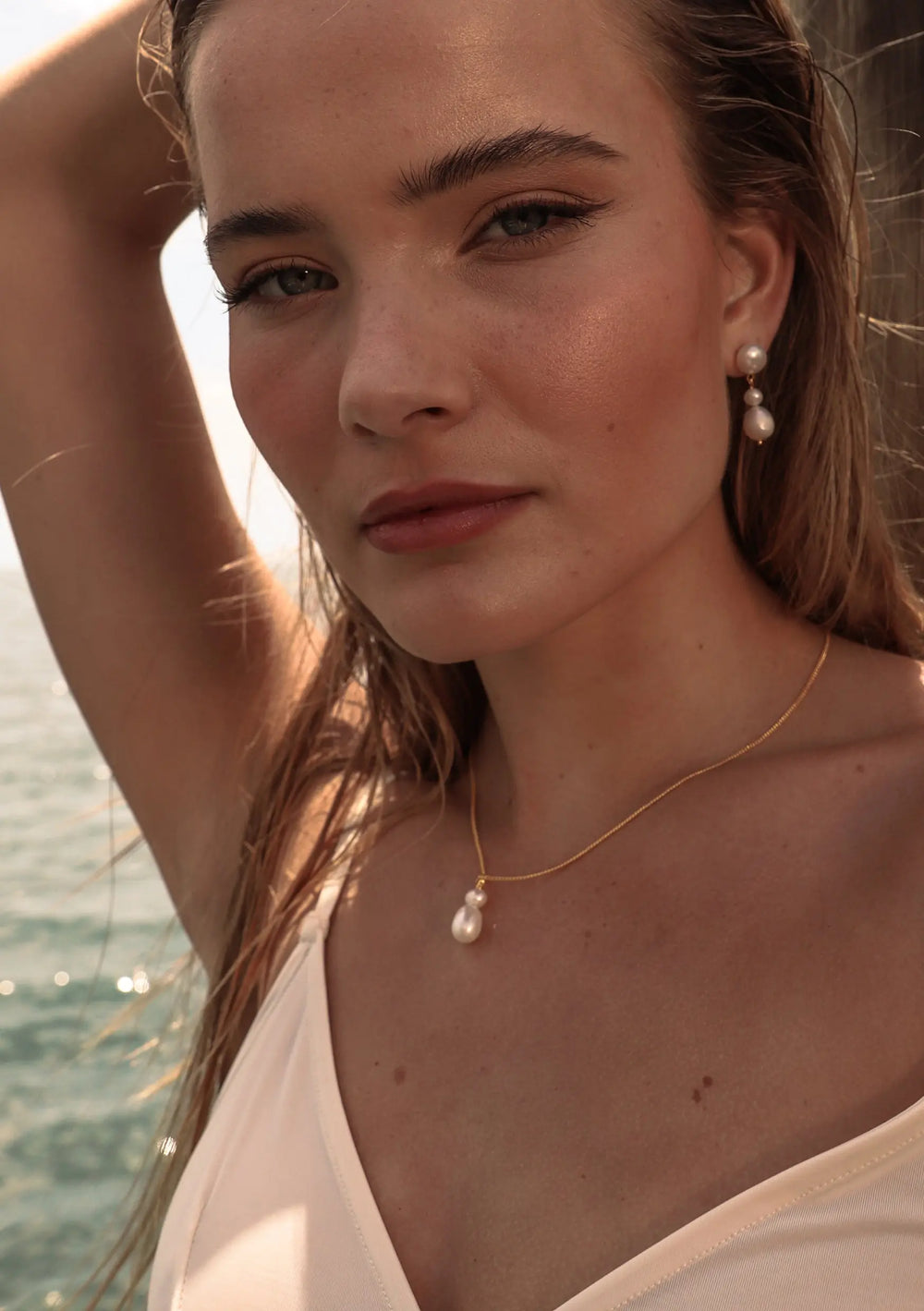 HOLLY PEARL NECKLACE 18K GOLD Lolaknightofficial