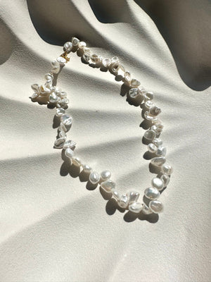 
                  
                    Load image into Gallery viewer, Margot Bridal Gold Freshwater Pearl Necklace - Australian 
                  
                