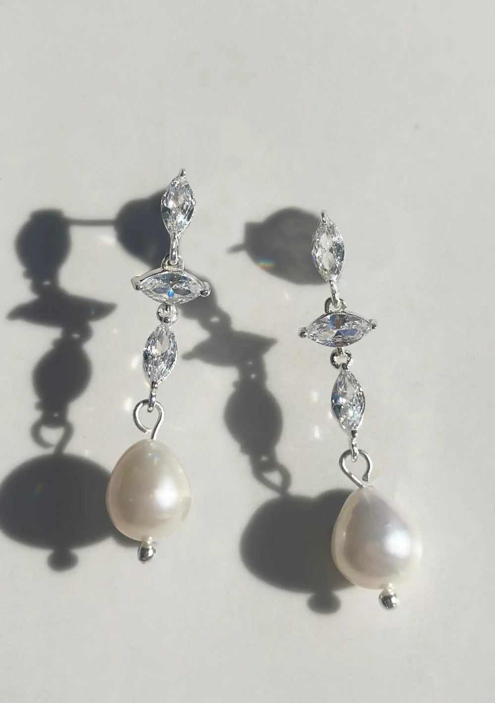 IVY BRIDAL EARRINGS SILVER Lolaknightofficial