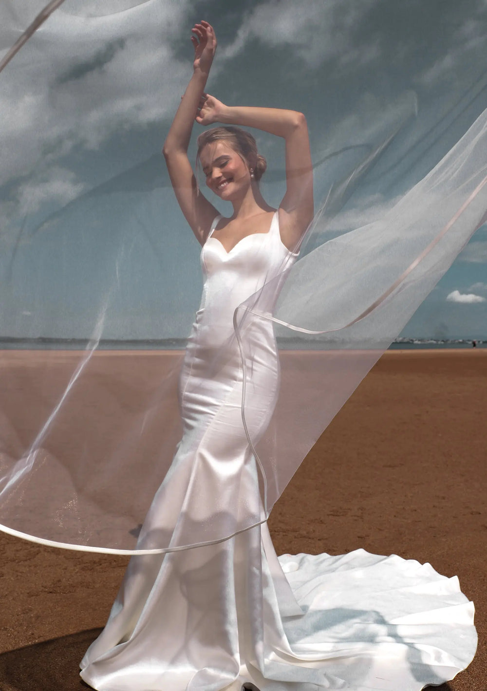 JAMES IVORY TRIM WEDDING VEIL Lolaknightofficial