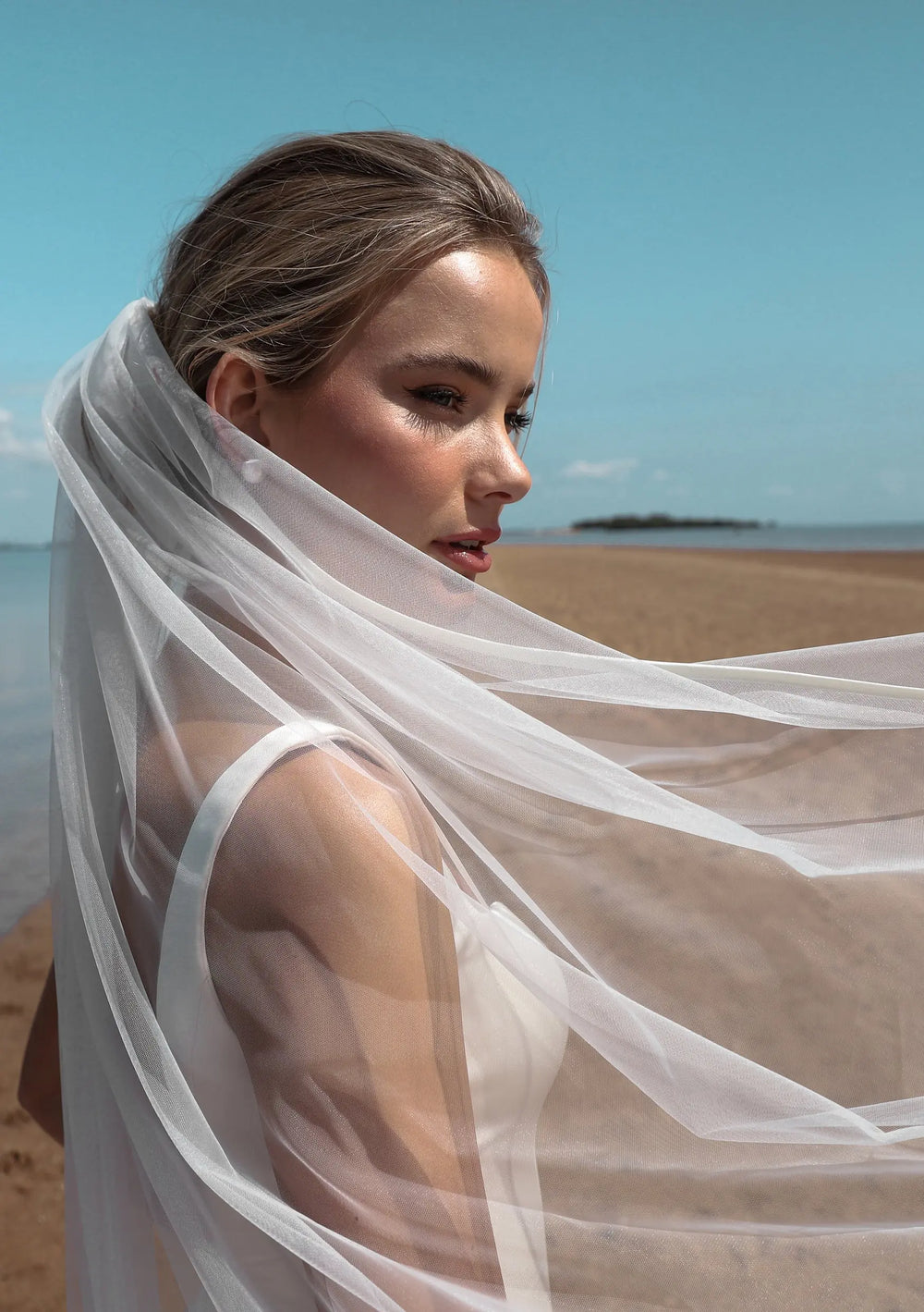JAMES IVORY TRIM WEDDING VEIL Lolaknightofficial