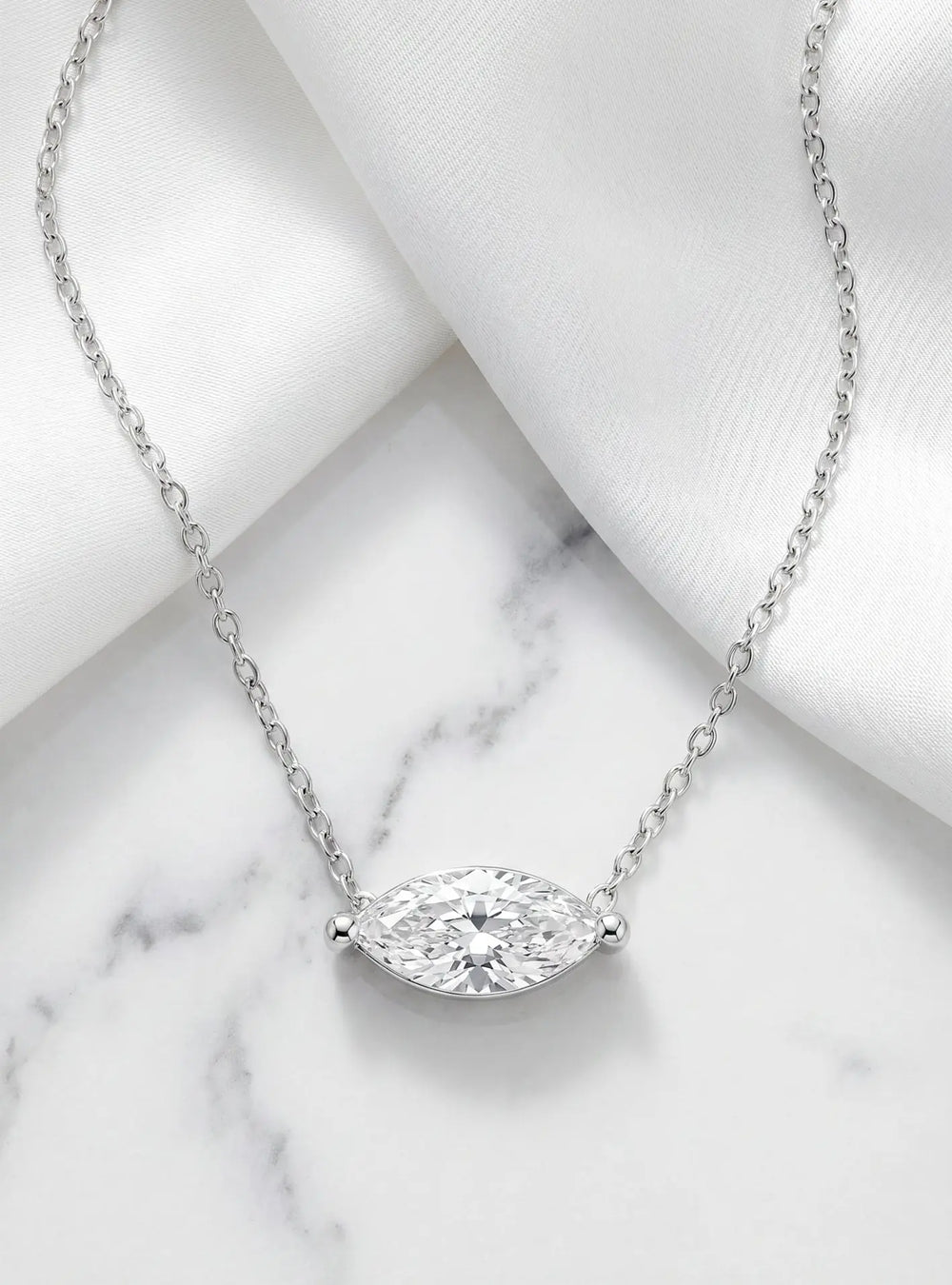 JUNIPER CRYSTAL BRIDAL NECKLACE SILVER Lolaknightofficial