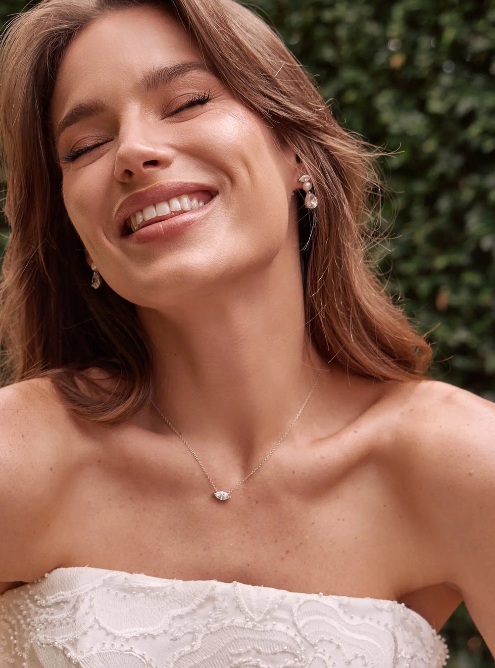 JUNIPER CRYSTAL BRIDAL NECKLACE SILVER Lolaknightofficial