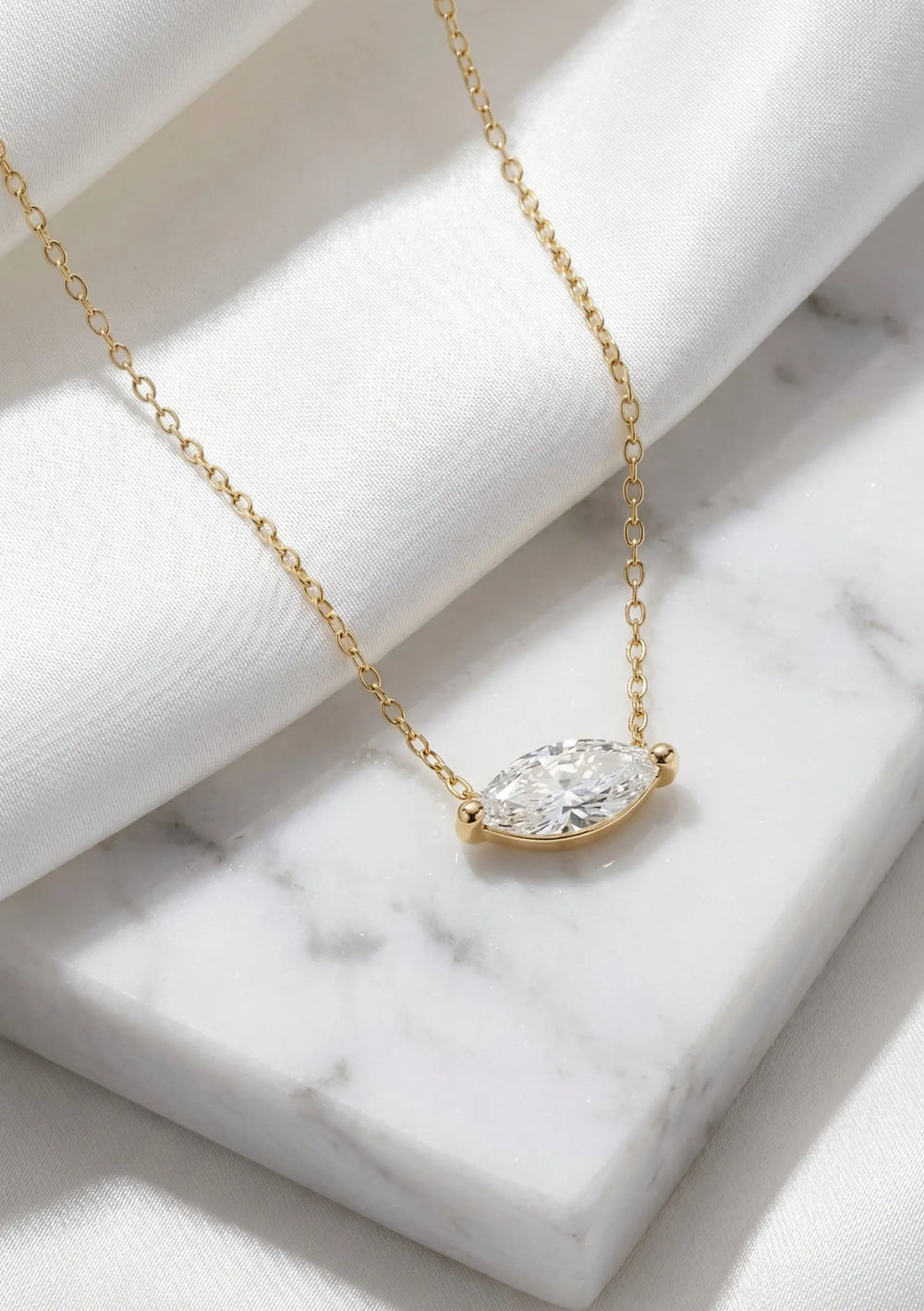 JUNIPER CRYSTAL BRIDAL NECKLACE 18K GOLD Lolaknightofficial