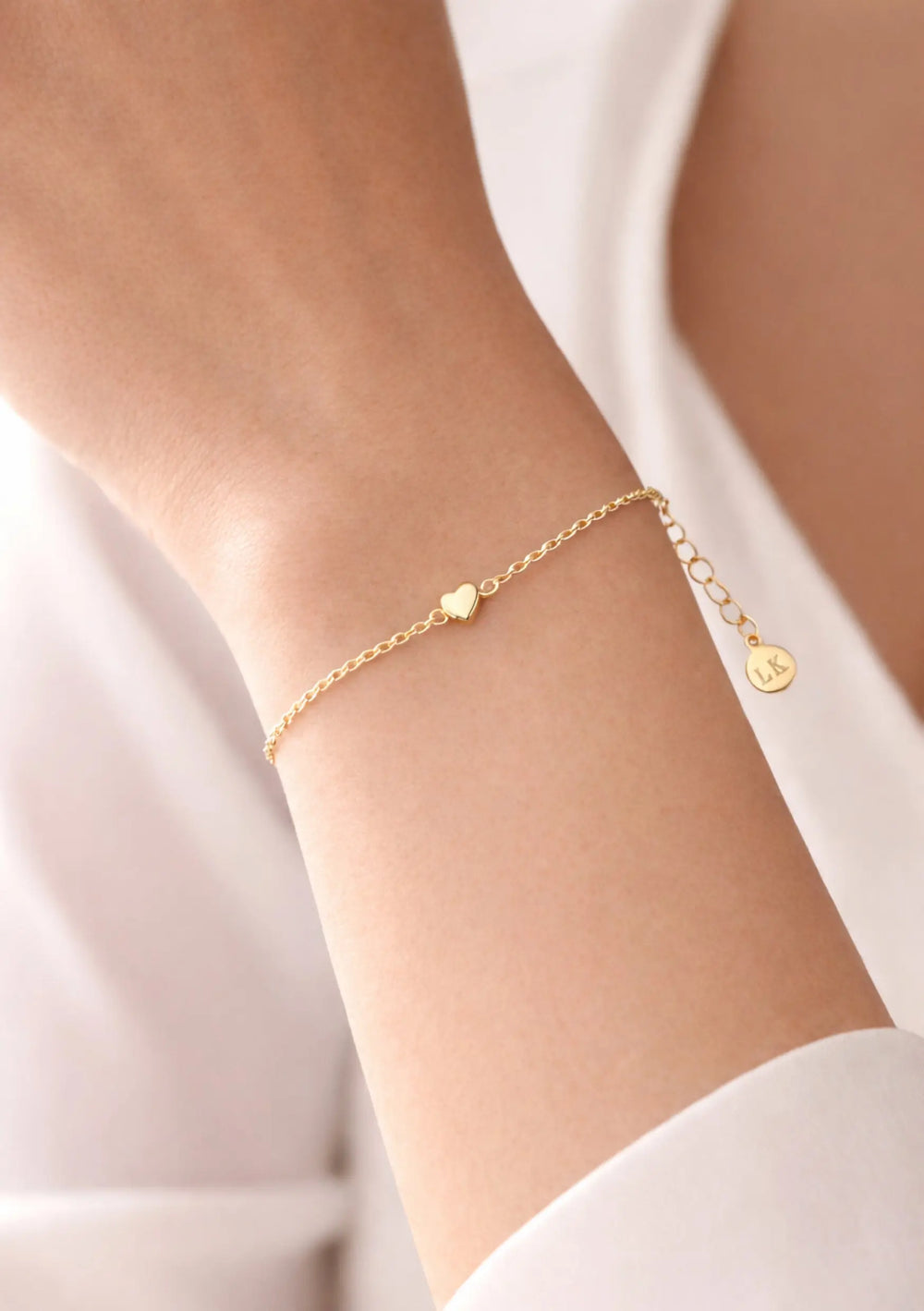 LOVE HEART BRACELET 18K GOLD Lolaknightofficial