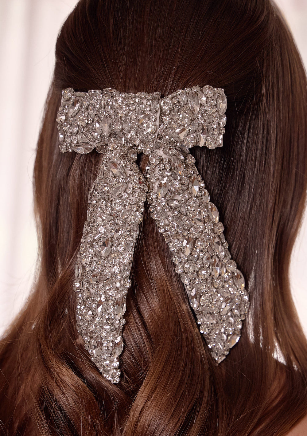 LAYLA SILVER BEADED BRIDAL HAIR BOW Lolaknightofficial