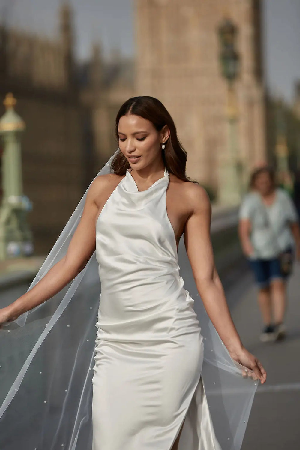 ELEANOR IVORY PEARL WEDDING VEIL Lolaknightofficial