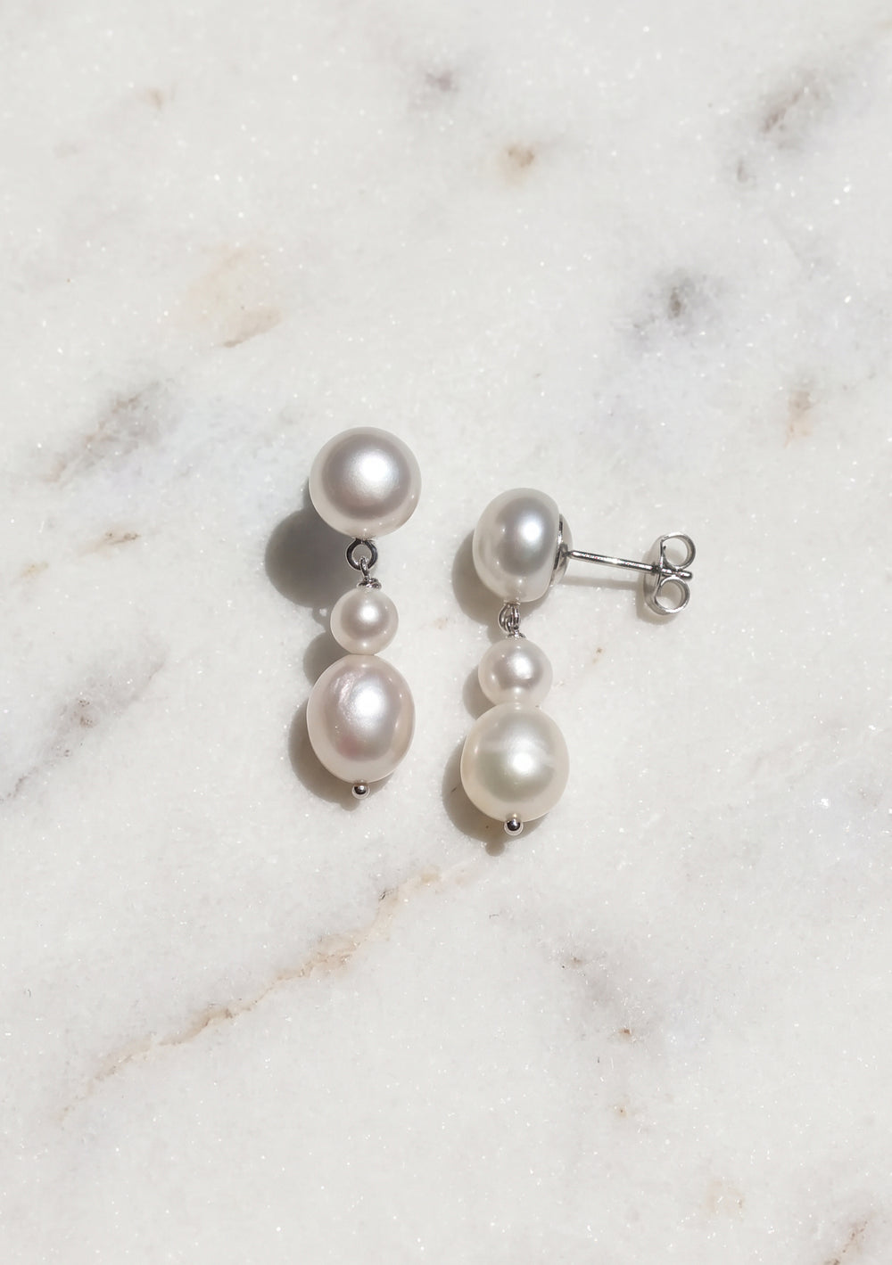 Pearl drop bridal earrings for the modern bride 
