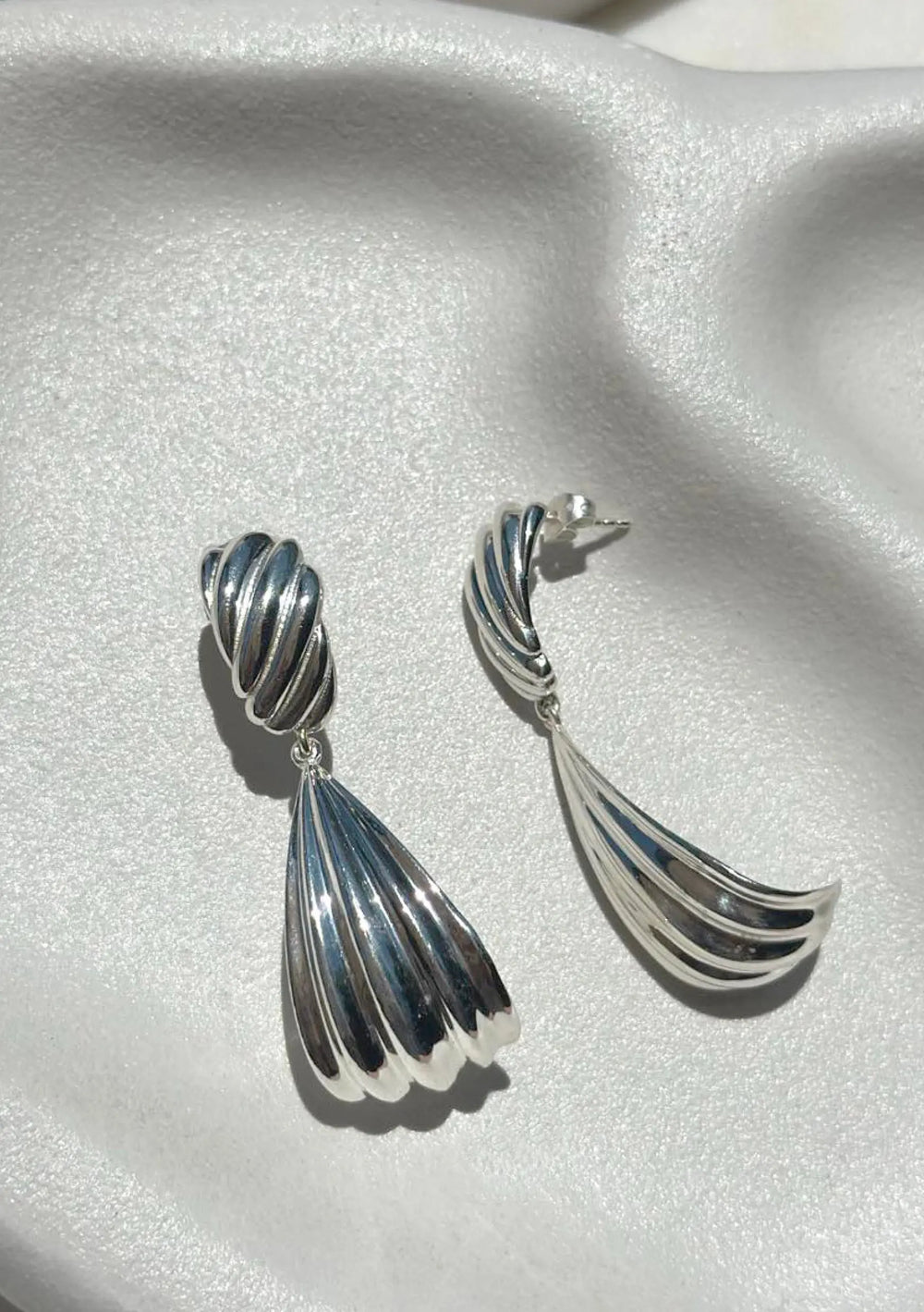 MARINA EARRINGS SILVER Lolaknightofficial