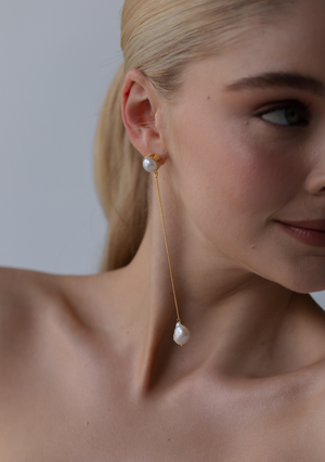 
                  
                    Load image into Gallery viewer, MAYA EARRINGS 18K GOLD
                  
                