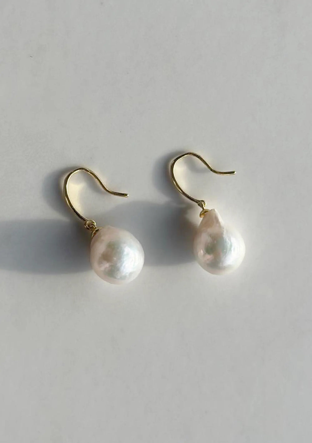 MIA BRIDAL EARRINGS 18K GOLD Lolaknightofficial