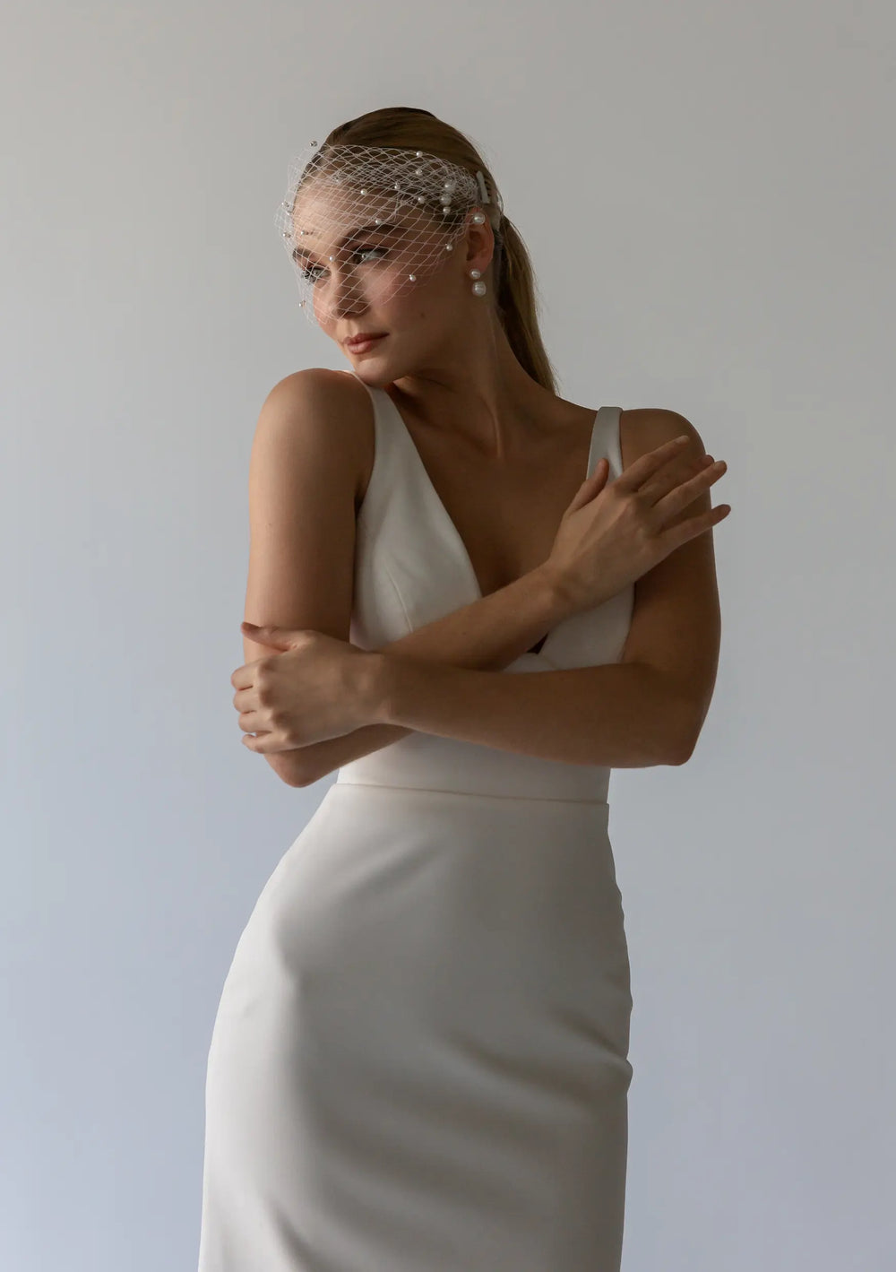 HARLOW PEARL BIRDCAGE VEIL Lolaknightofficial