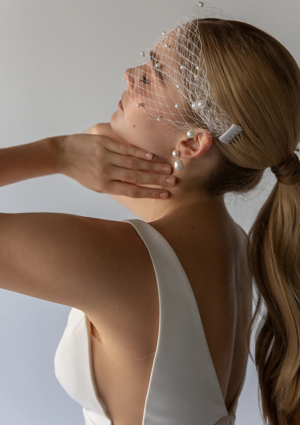 HARLOW PEARL BIRDCAGE VEIL Lolaknightofficial