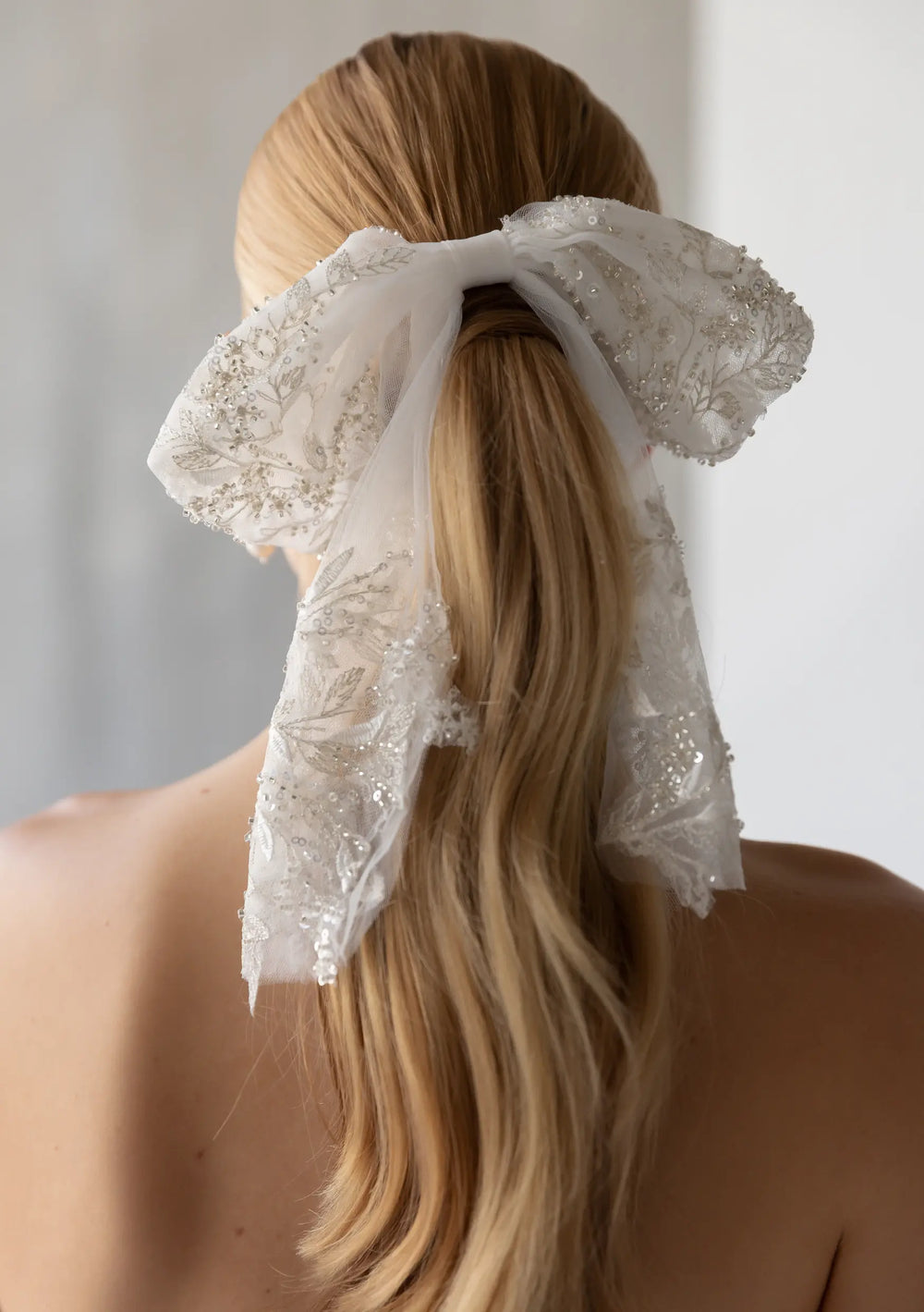 PIPER BEADED BOW Lolaknightofficial