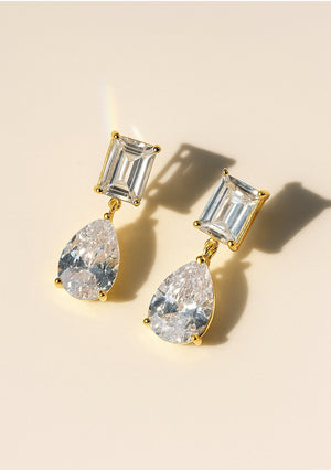 
                  
                    Load image into Gallery viewer, SOL BRIDAL EARRINGS 18K GOLD
                  
                