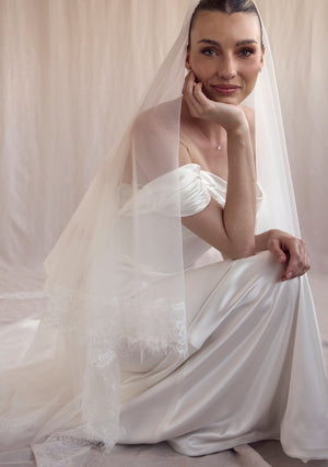 
                  
                    Load image into Gallery viewer, STEVIE IVORY MANTILLA LACE WEDDING VEIL
                  
                