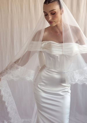 
                  
                    Load image into Gallery viewer, STEVIE IVORY MANTILLA LACE WEDDING VEIL
                  
                
