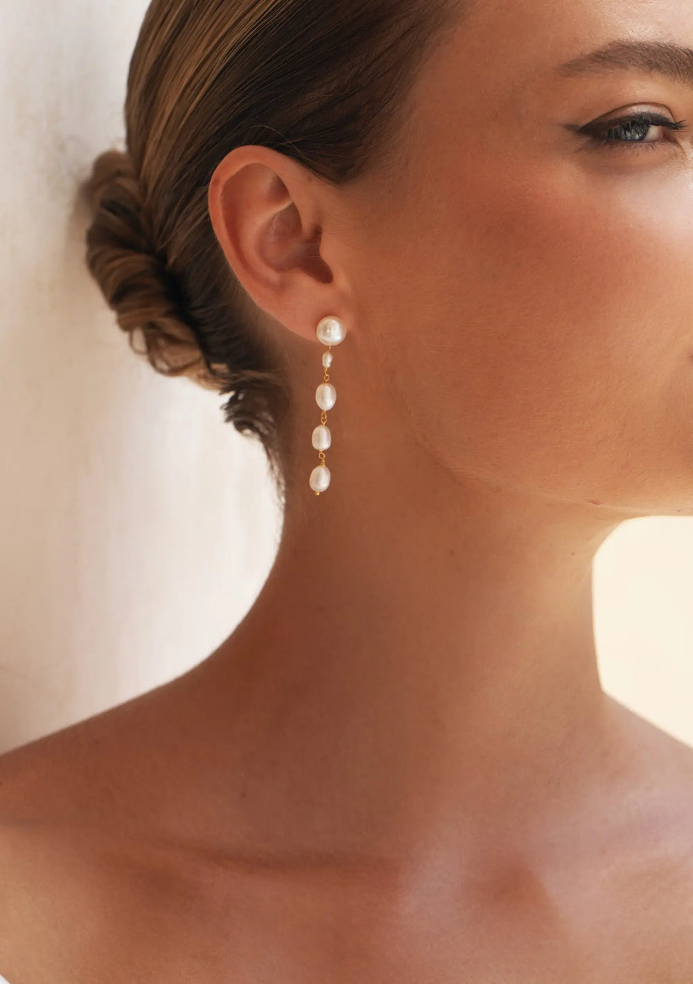 SUMMER PEARL DROP BRIDAL EARRINGS 18K GOLD Lolaknightofficial