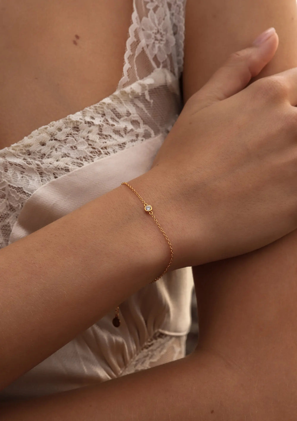TIFFANY BRACELET 18K GOLD Lolaknightofficial