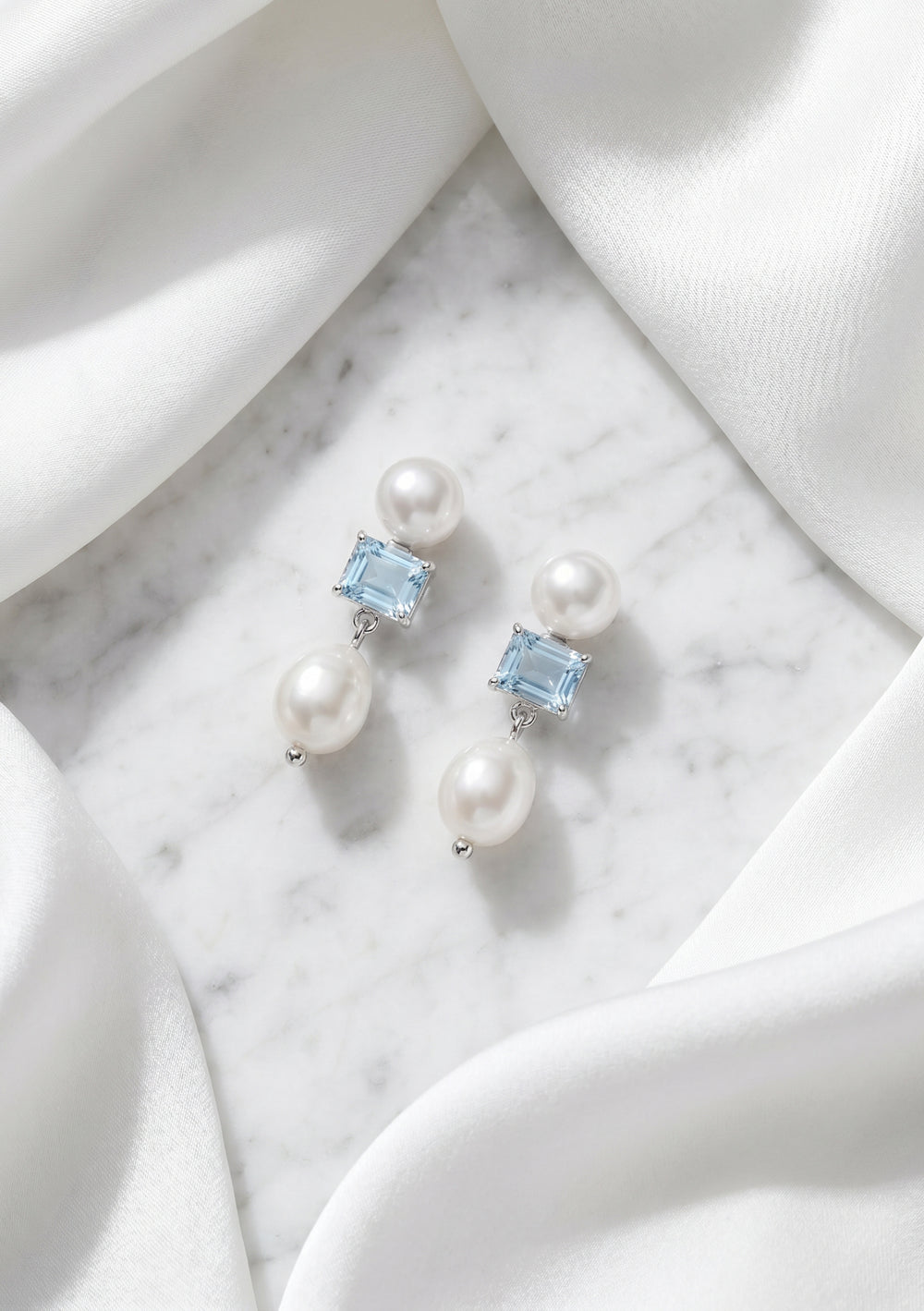 MARGOT WEDDING EARRINGS BLUE SILVER