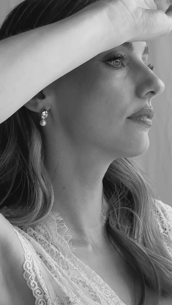 
                  
                    Load and play video in Gallery viewer, BLANCA PEARL DROP EARRINGS SILVER
                  
                