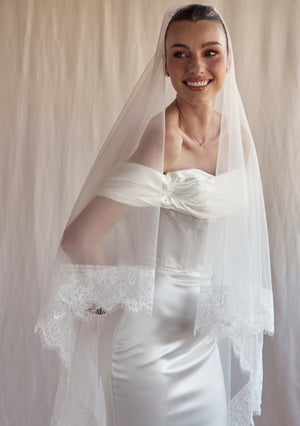
                  
                    Load image into Gallery viewer, STEVIE IVORY MANTILLA LACE WEDDING VEIL
                  
                
