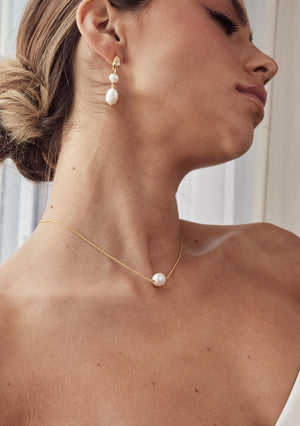 
                  
                    Load image into Gallery viewer, 18ct Gold CLARA Necklace - Bridal Jewellery Australia
                  
                